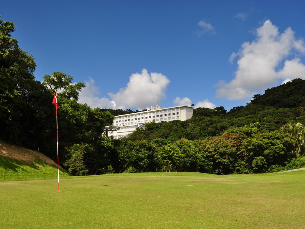 Motobu Green Park And Golf Course Exterior photo