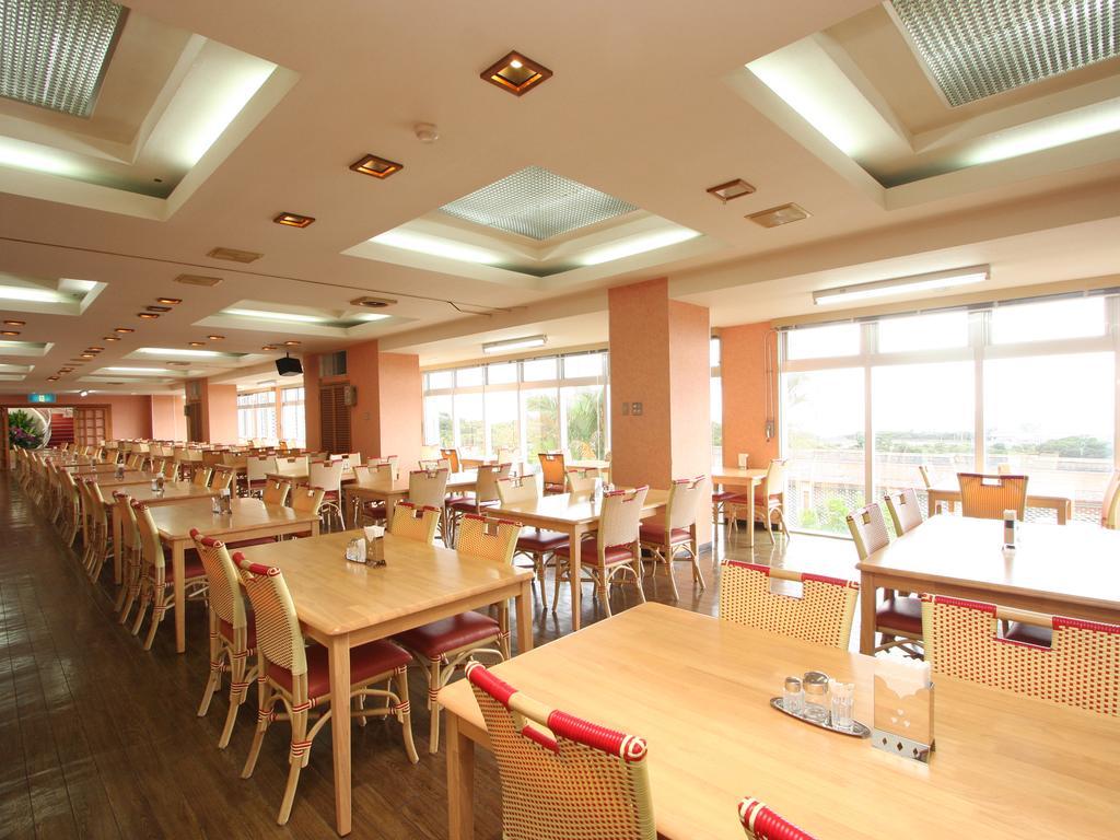 Motobu Green Park And Golf Course Exterior photo